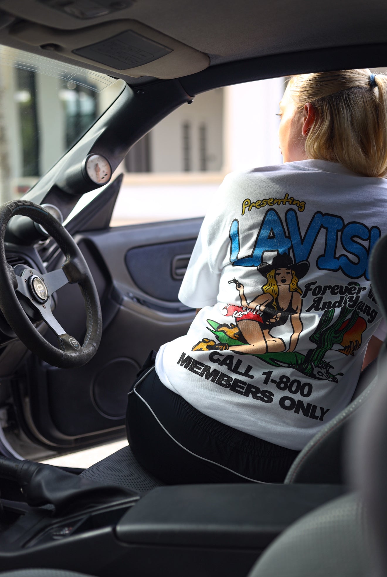 LAVISH SUMMER NEVER ENDS V1 HEAVY TEE